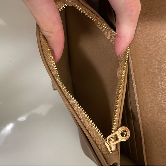 Valentino Orlandi Brown Quilted Chain Bag with Card Space Inside NWT - Picture 4 of 6